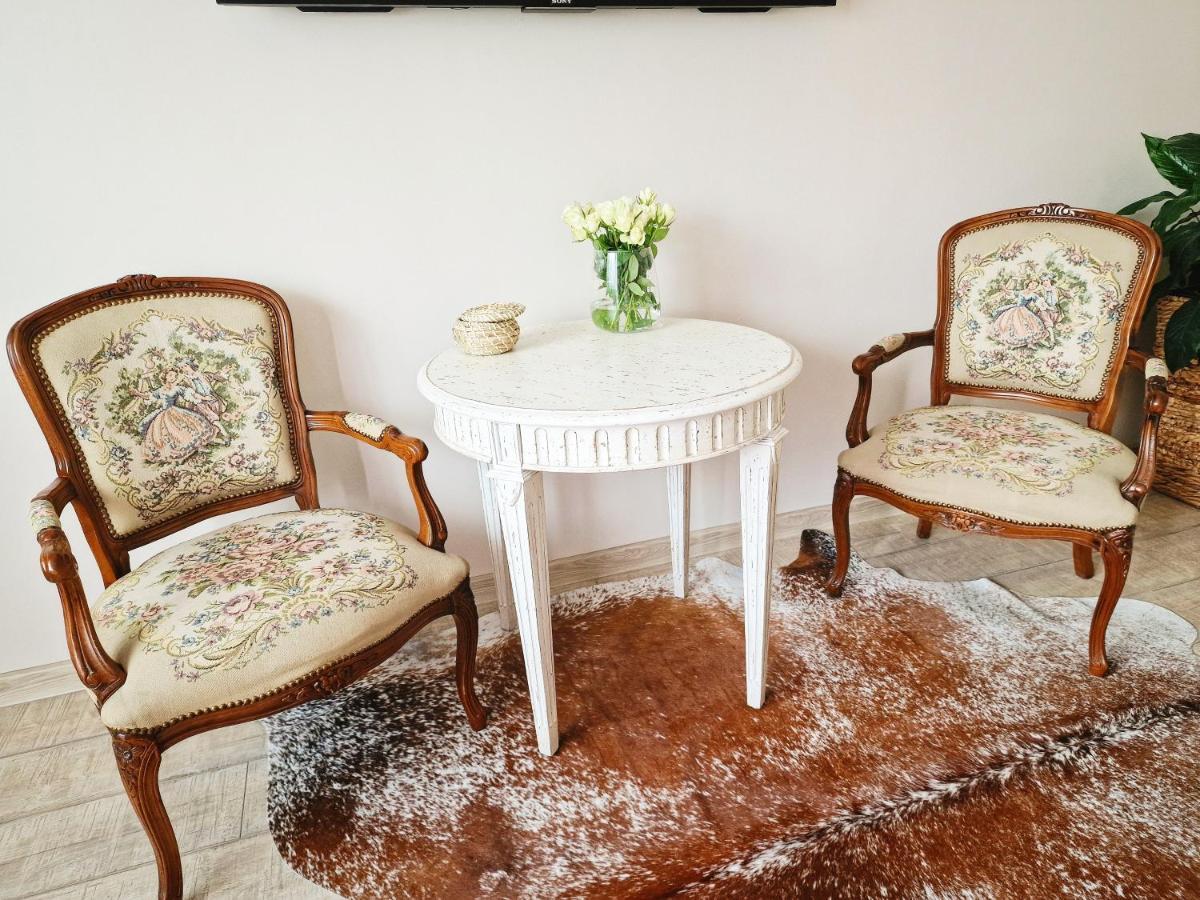 Amor Tirol Busteni (Adults Only) Exterior foto